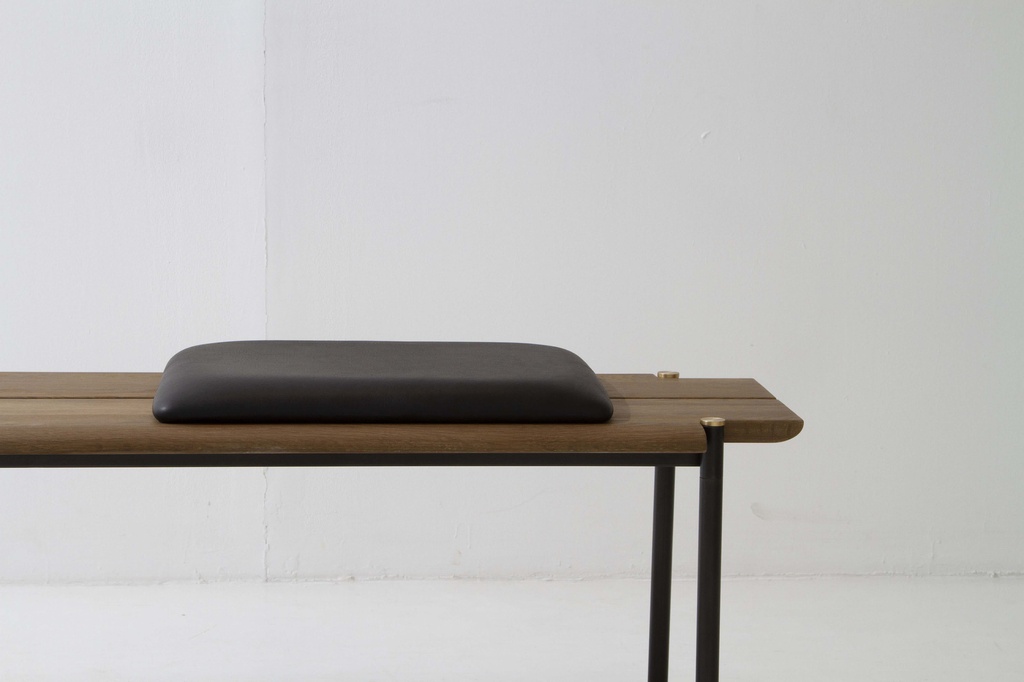 STACKING SEAT CUSHION