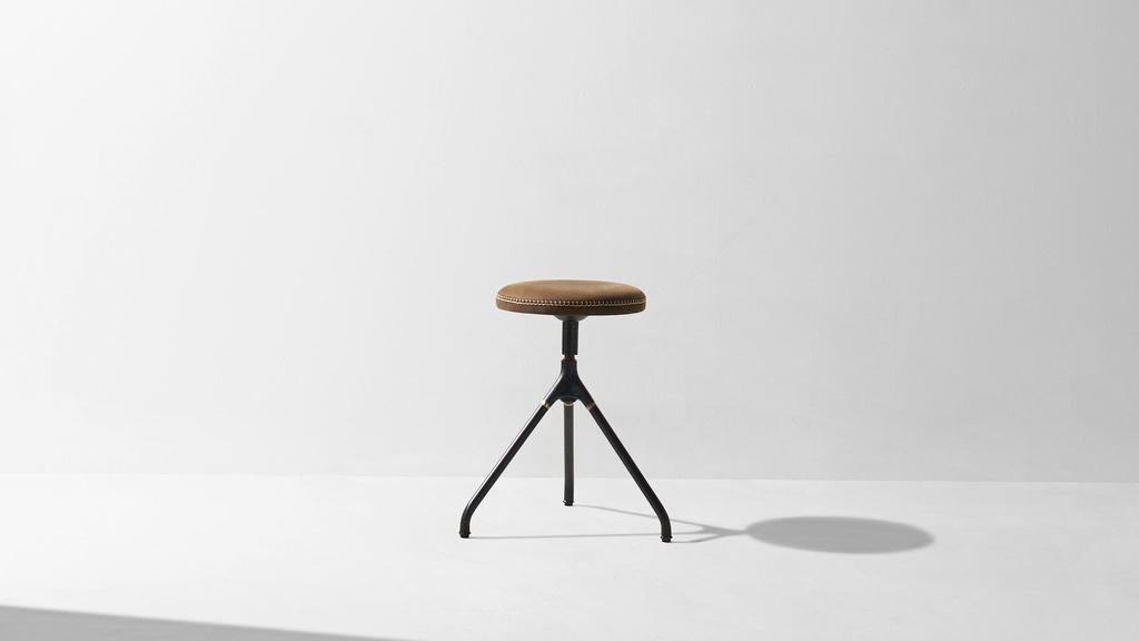 AKRON LOW STOOL